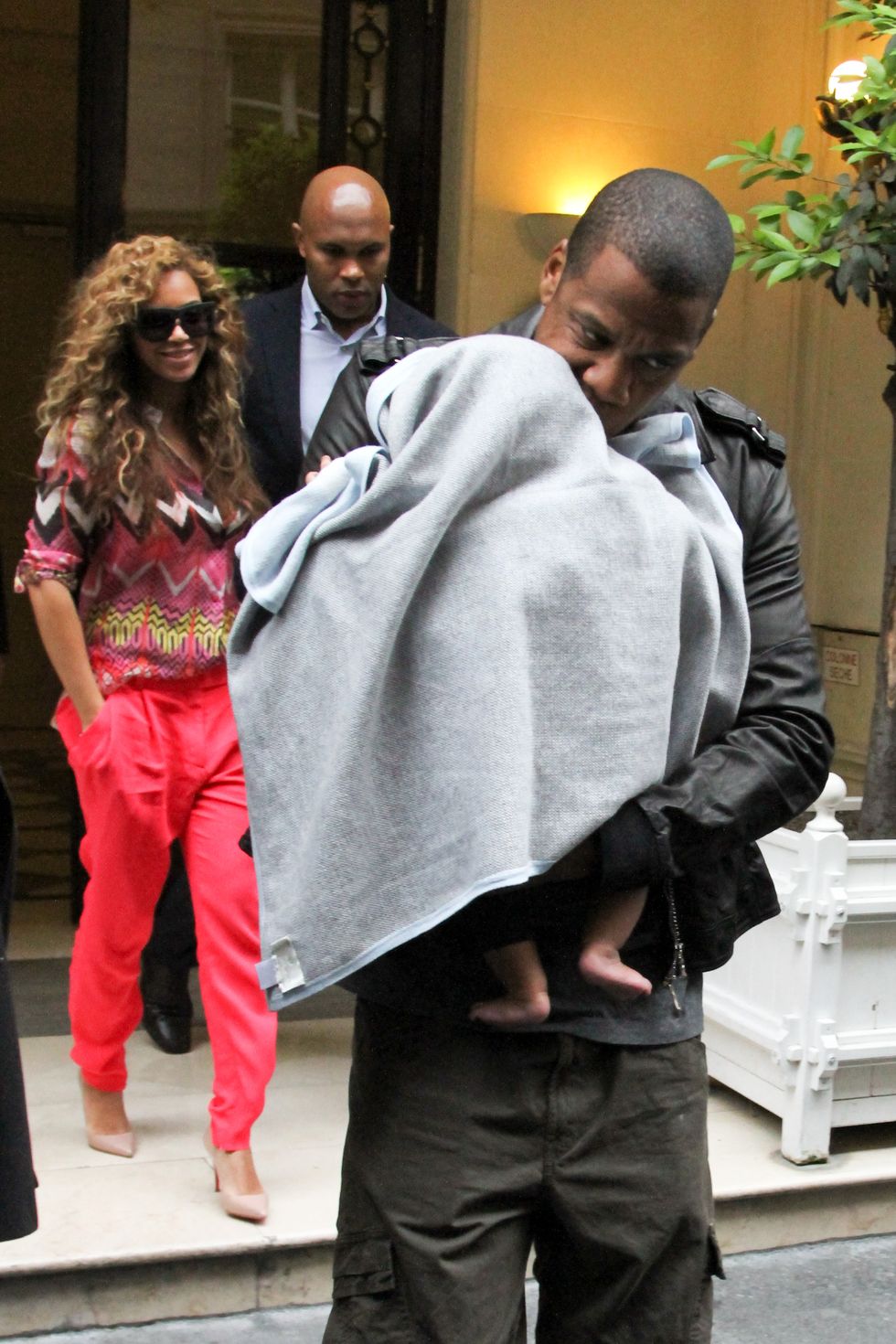beyonce and jay z sighting in paris june 4, 2012