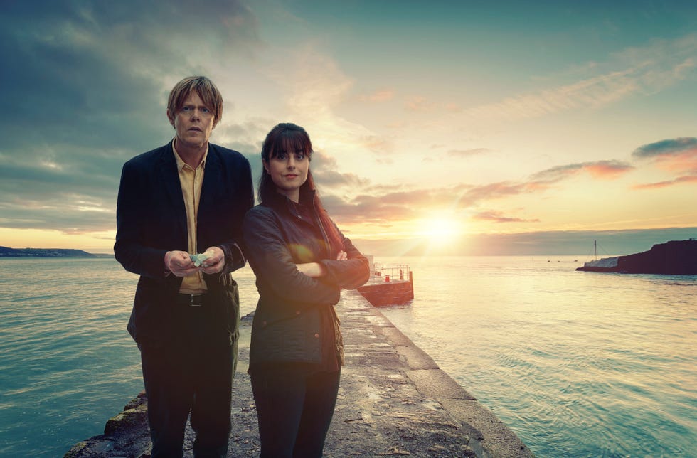 beyond paradise humphrey goodman kris marshall and ds esther williams zahra ahmadi