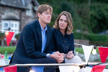 kris marshall as humphrey goodman, sally bretton as martha lloyd, beyond paradise season 2, episode 3