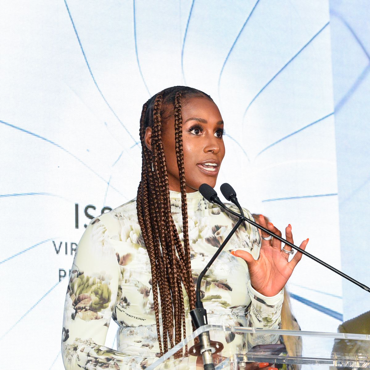 Issa Rae Honored With Inaugural Virgil Abloh Award