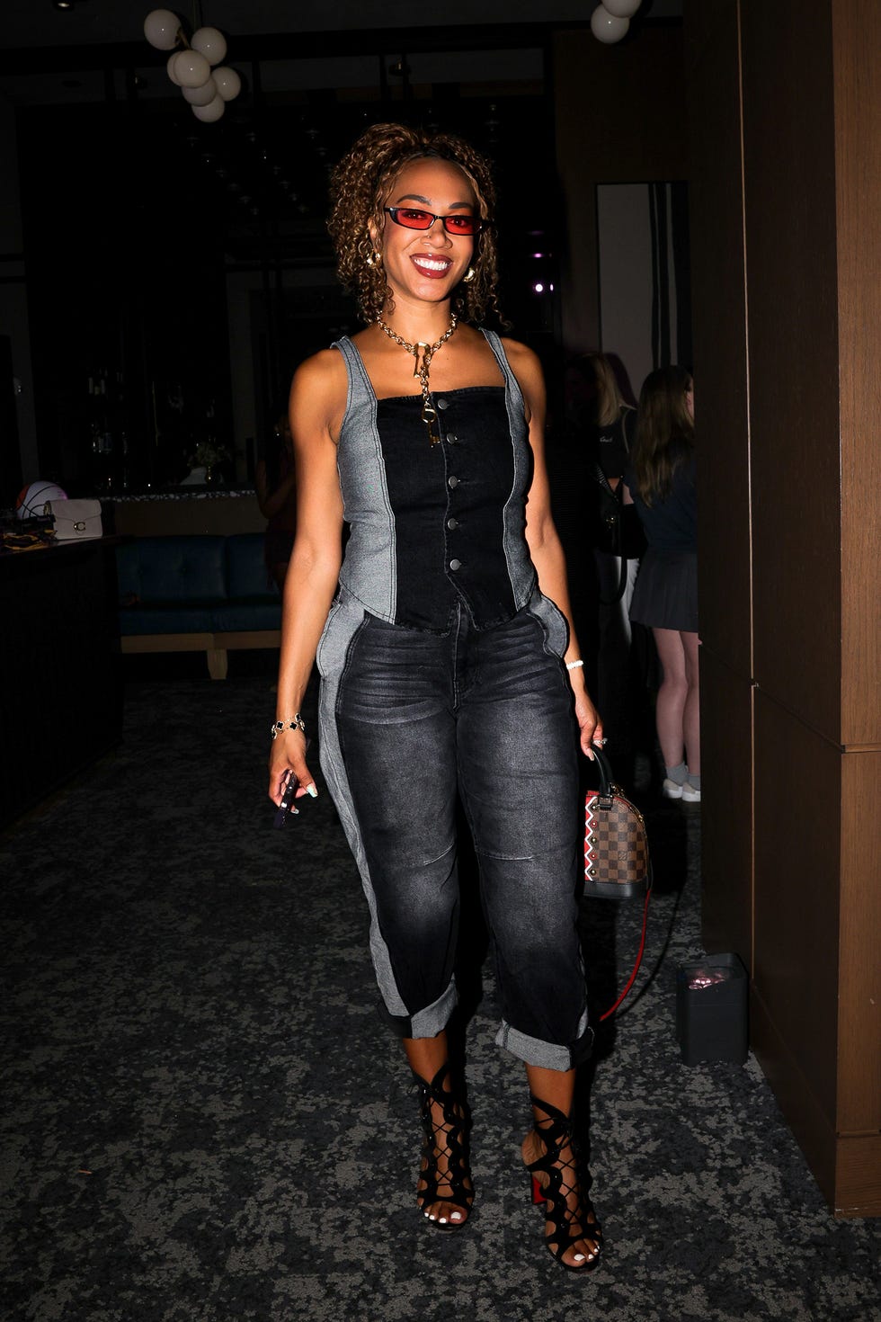 rosalyn gold onwude