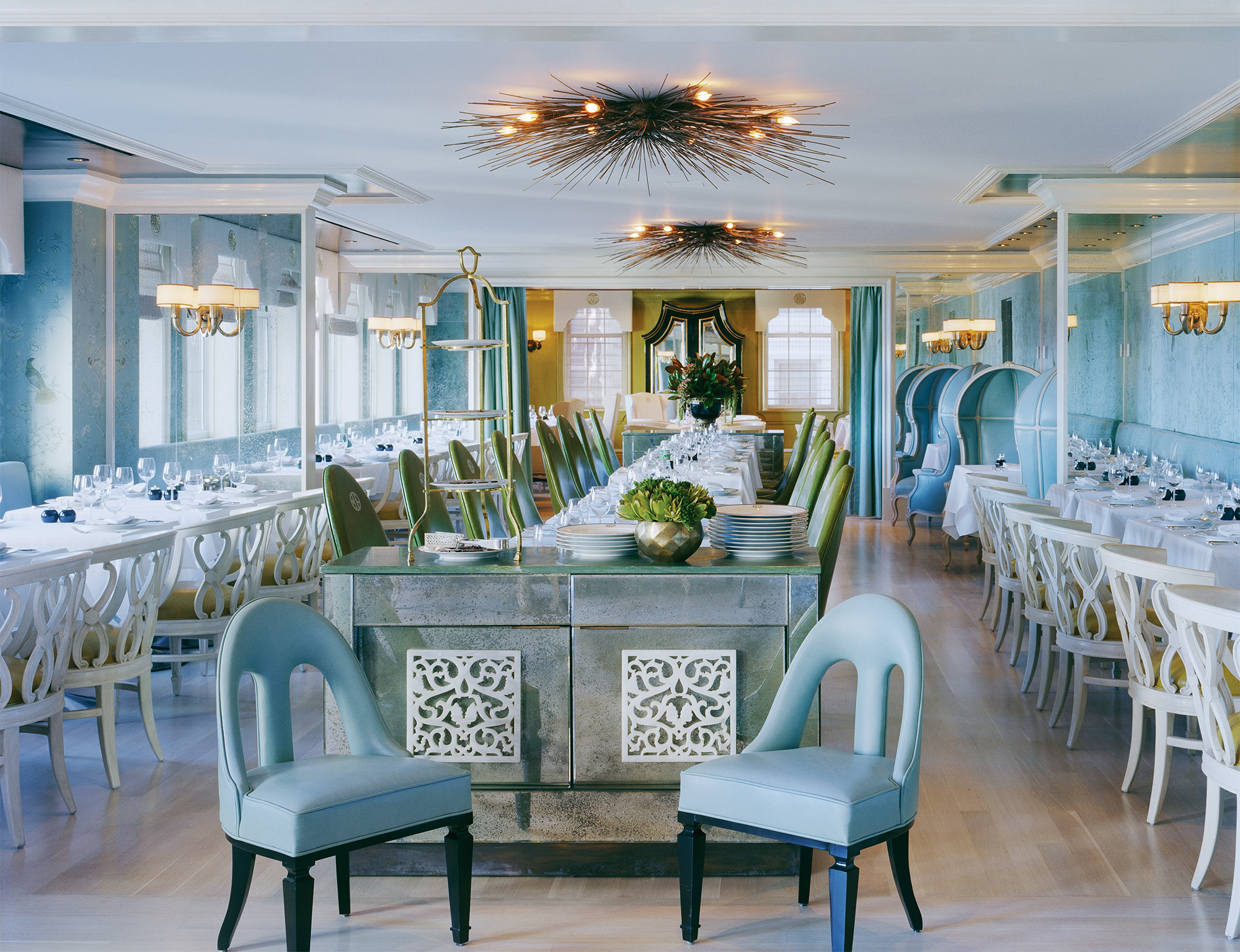 Um, Have You Seen Bergdorf's Gorgeously Revamped Palette Cafe?