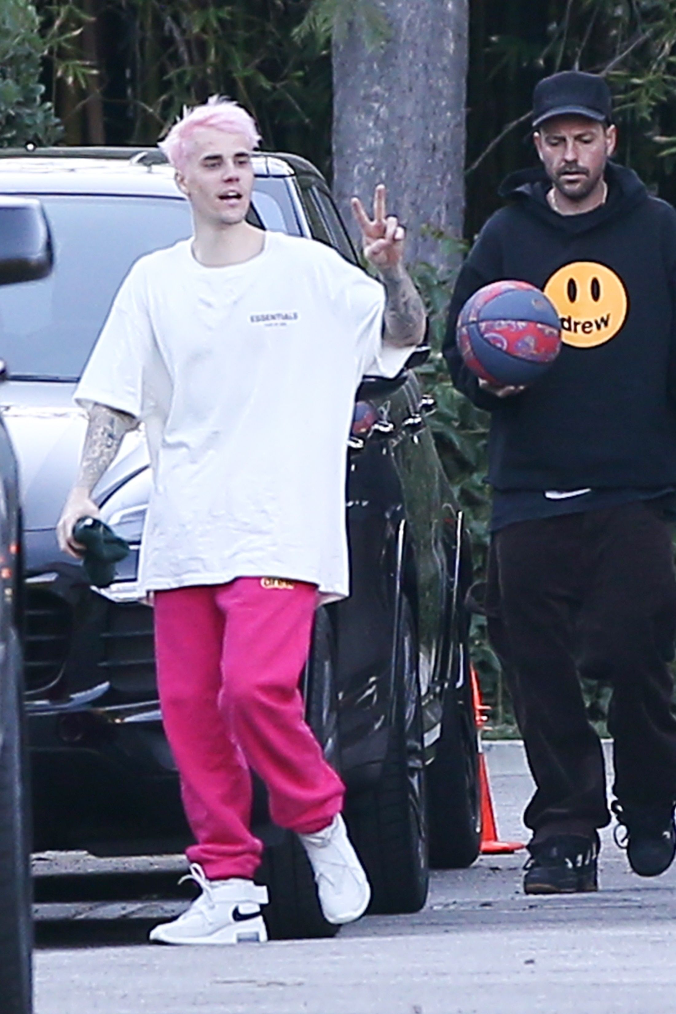 Justin Bieber Pink Hair Pics 2019