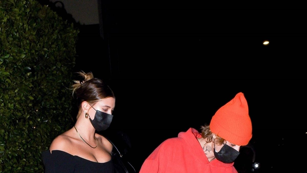 preview for 10 Times Hailey Bieber Shut Down the Red Carpet