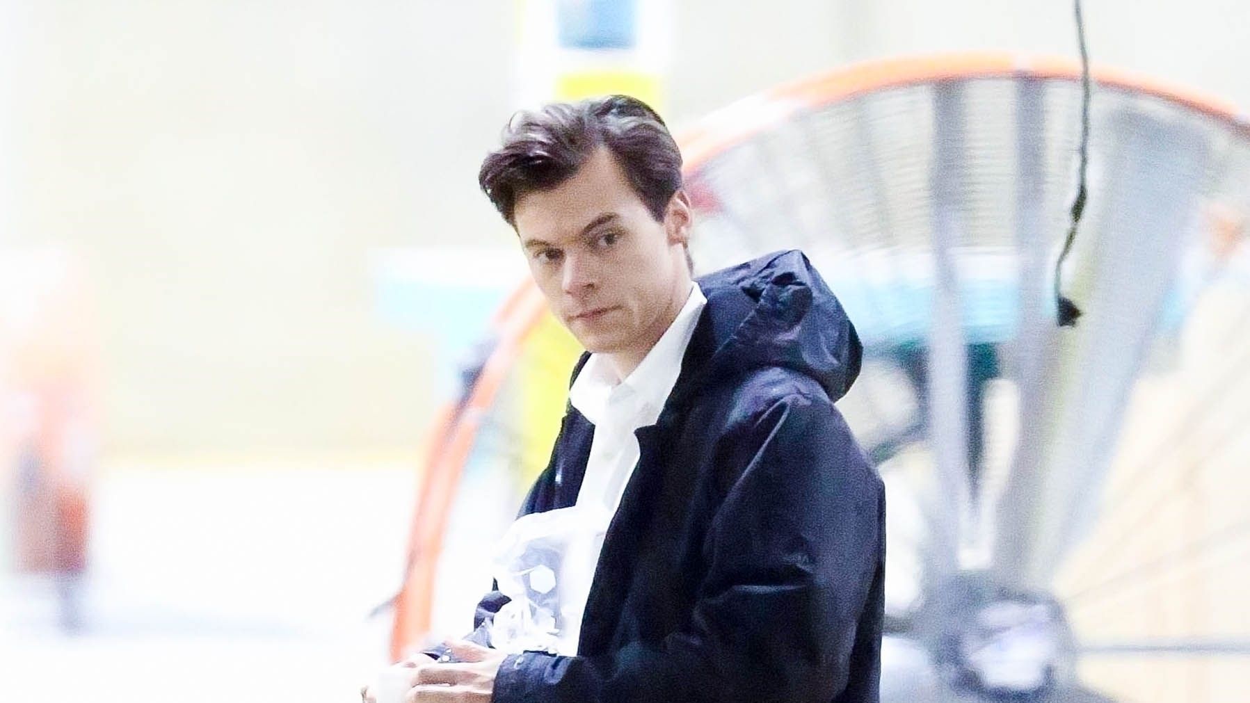 Harry Styles Returns to Olivia Wilde's Don't Worry Darling Set
