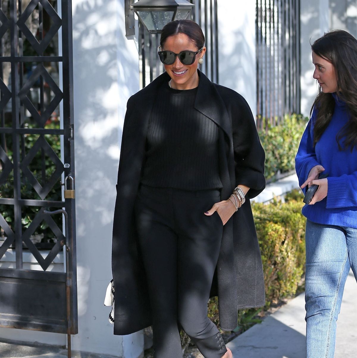 Meghan Markle Steps Out in Los Angeles in Chic All-Black Outfit - See  Photos & Shop Her Look