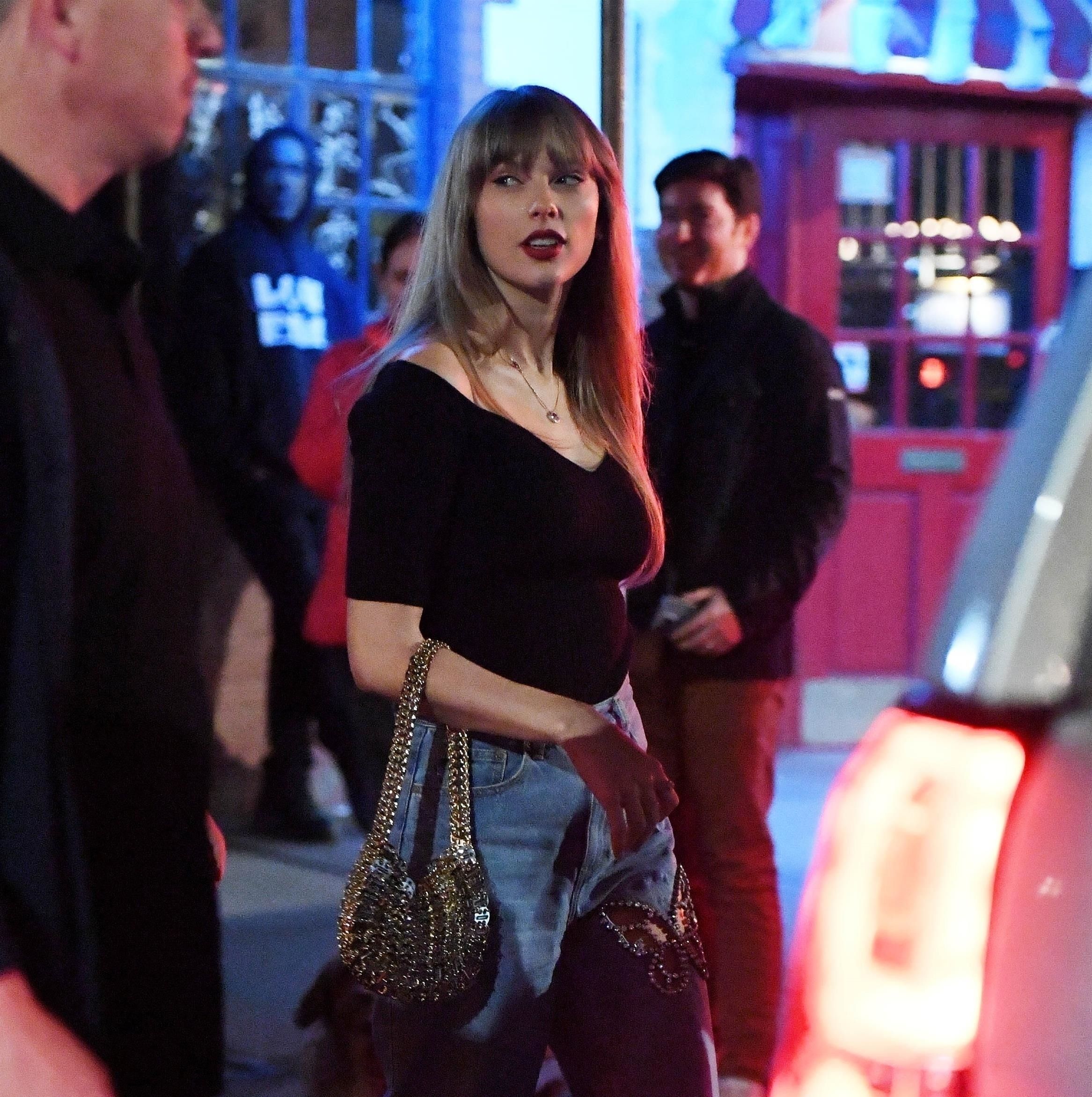 Taylor Swift Was Spotted Grabbing Dinner in NYC and Her Outfit May Have a Subtle Message About 