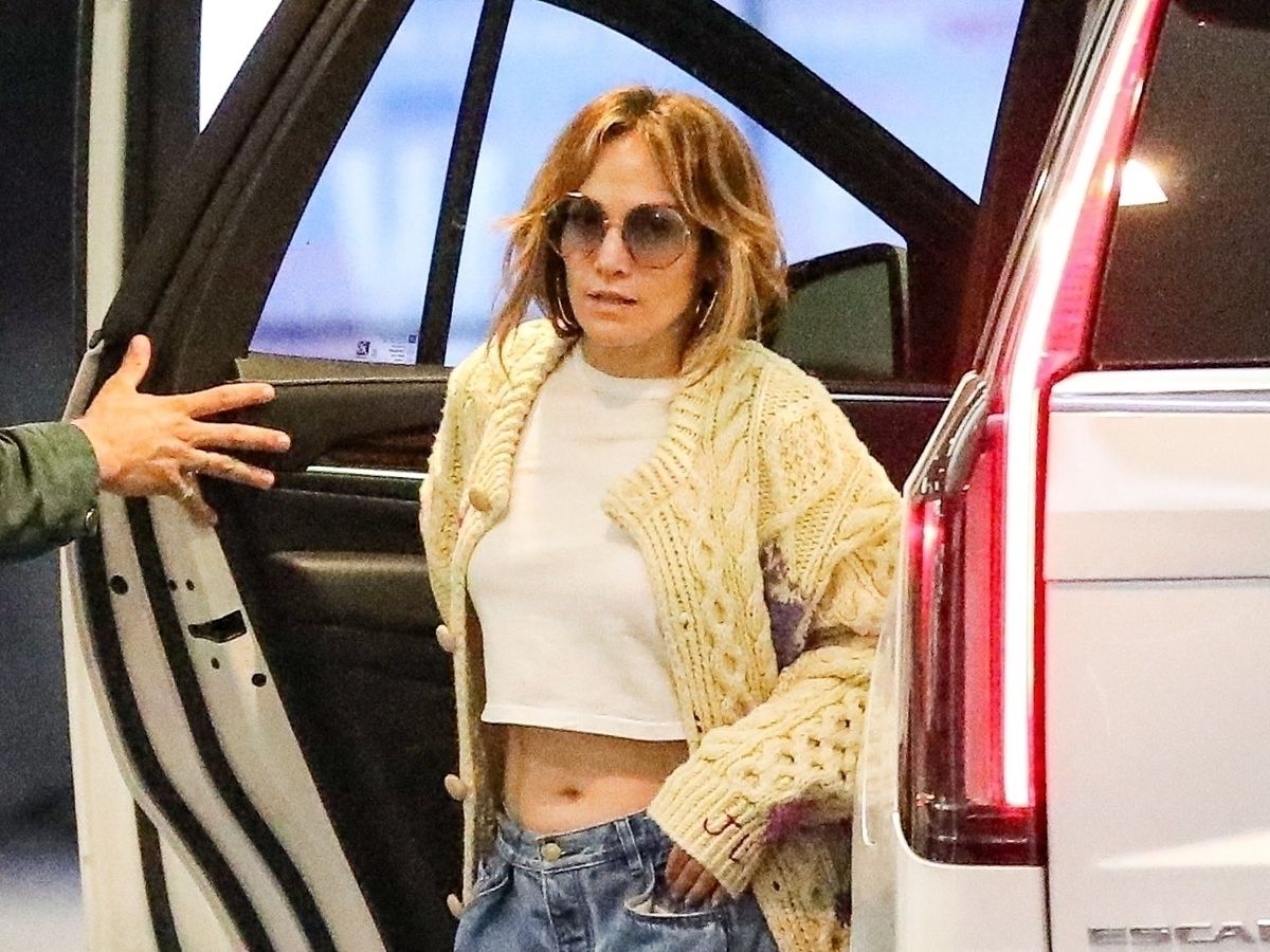 J Lo Wears Low-Rise Baggy Jeans and a Cropped Sweater
