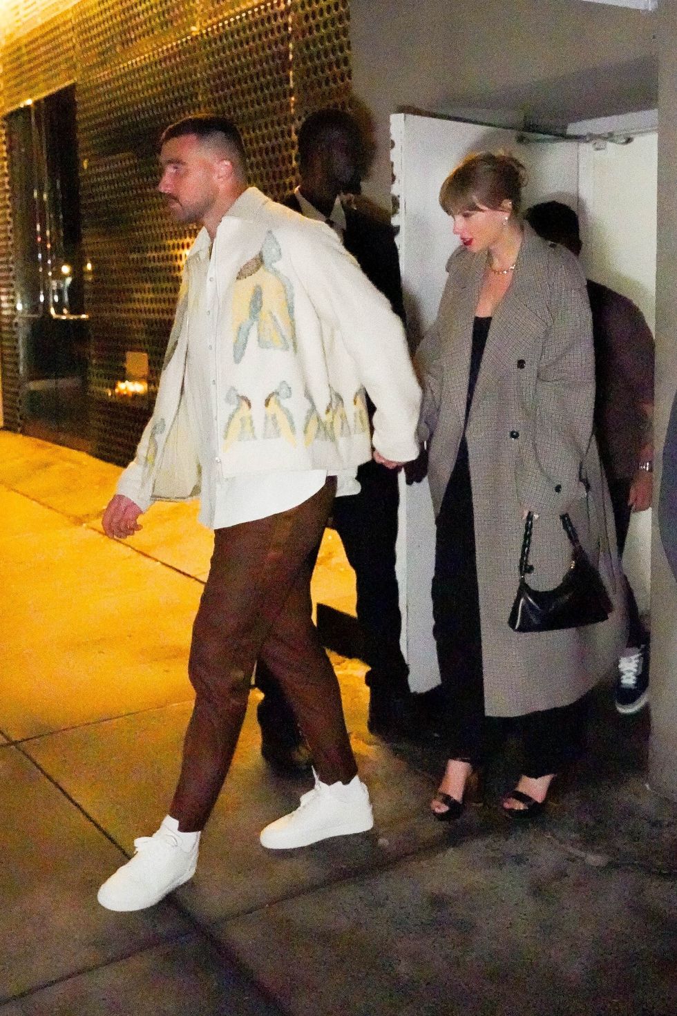 Taylor Swift and Travis Kelce Hold Hands During NYC Date Night
