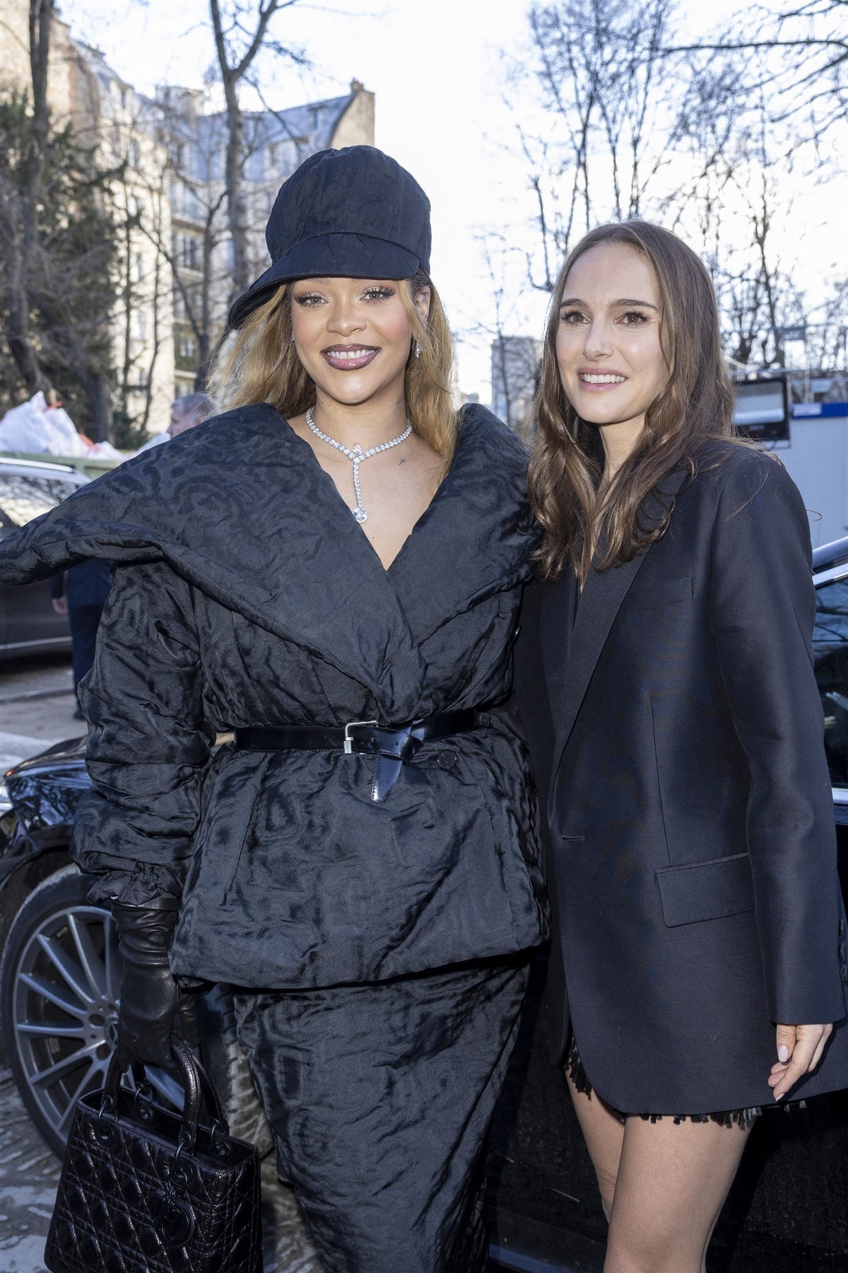 Only Natalie Portman Could Make Rihanna Fangirl This Hard #Rihanna