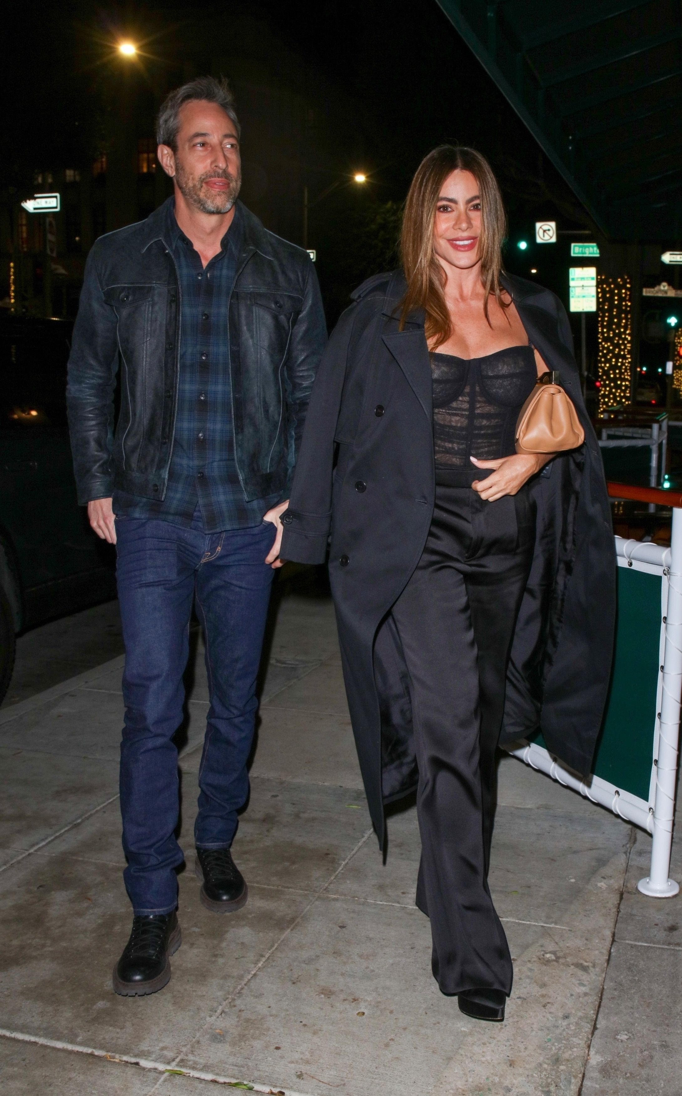 Sofia Vergara Rings in the New Year in Black Strapless Bustier With  Sparkling Accents - Parade