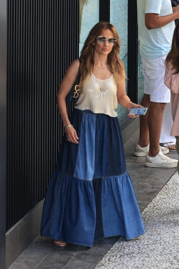 jennifer lopez shopping in los angeles on august 31