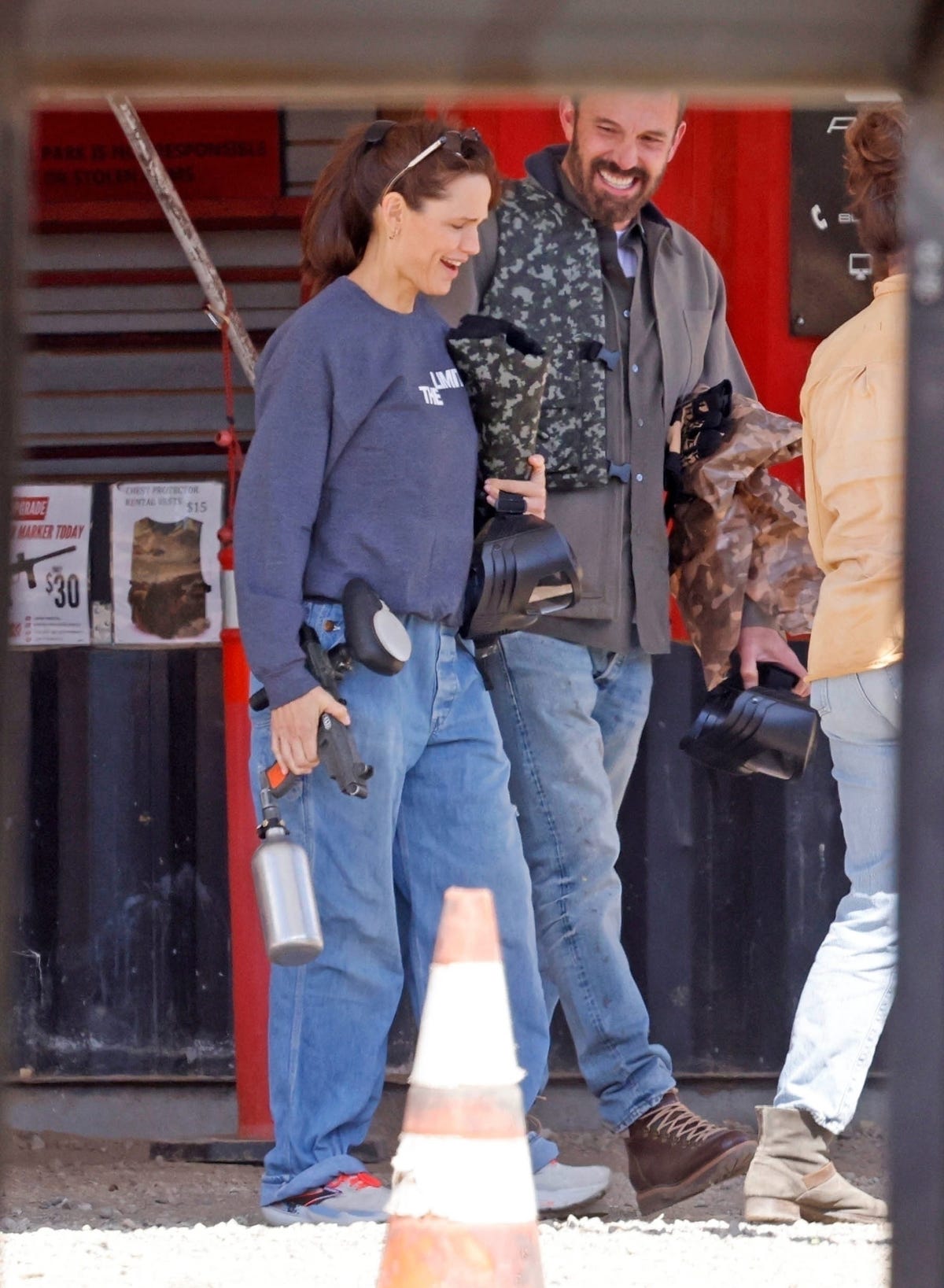 los angeles, ca ben affleck gets very close to ex wife jennifer garner at their son sam's 13th birthday party at a paintball park in los angeles. ben was following jennifer around and laughing and flirting with her throughout the party. he came in close several times and kept coming up to her laughing and smiling. pictured: ben affleck, jennifer garner backgrid usa 2 march 2025 usa: +1 310 798 9111 / usasales@backgrid.com uk: +44 208 344 2007 / uksales@backgrid.com *uk clients pictures containing children please pixelate face prior to publication*