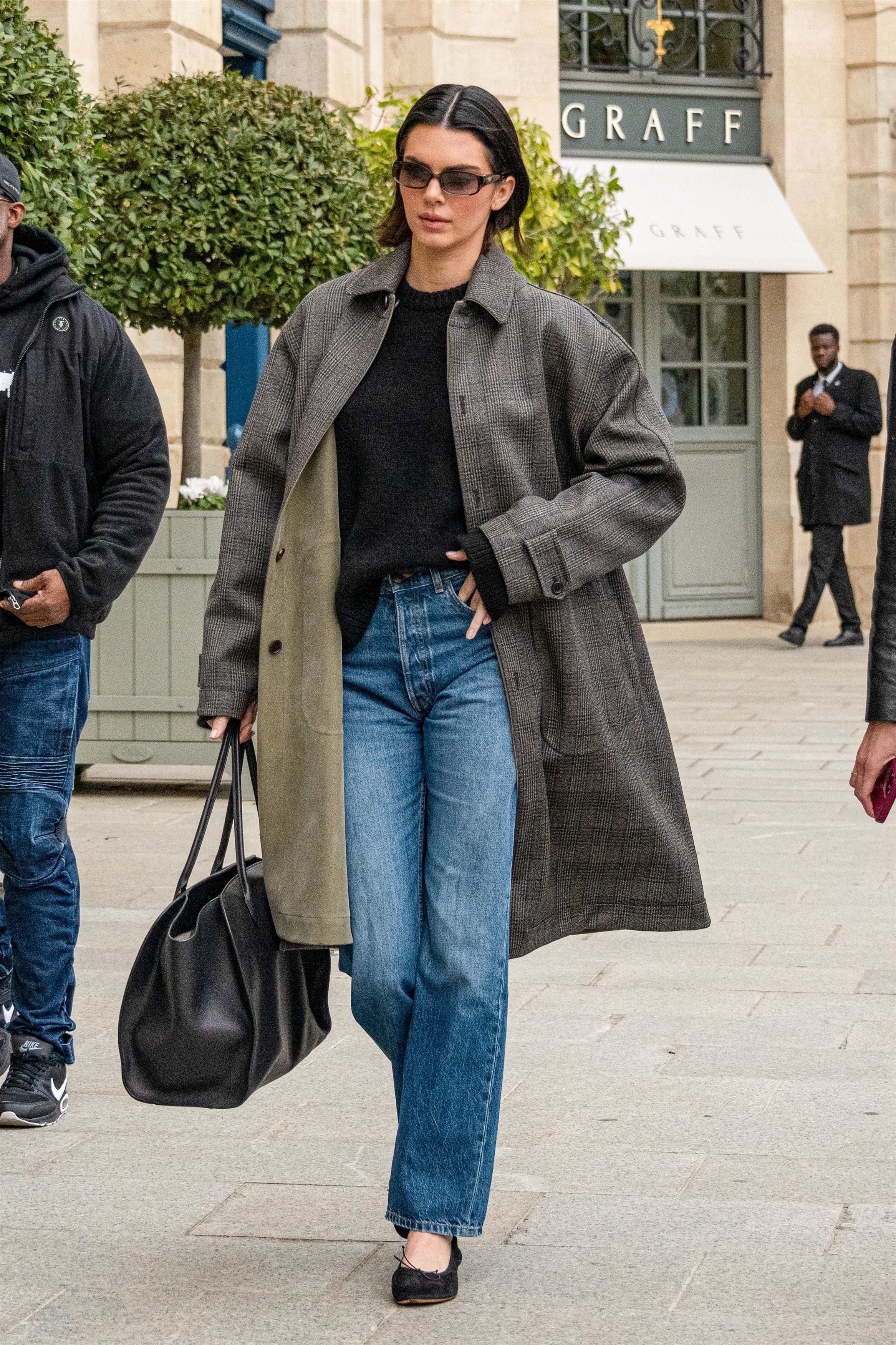 Kendall Jenner Elevates Her Preppy Parisian Look With an It Bag