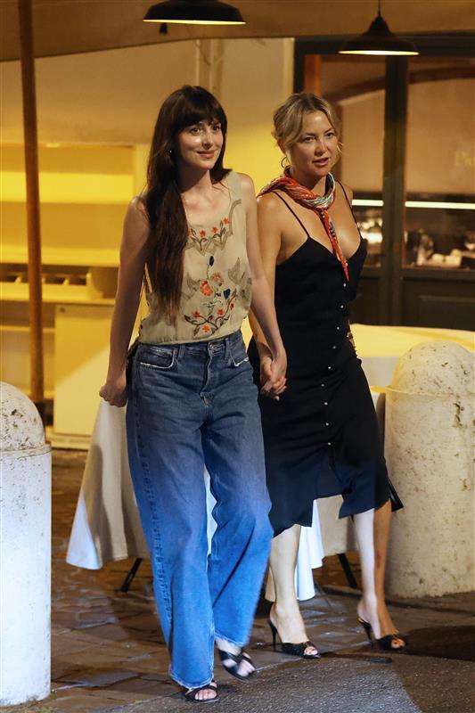 Dakota Johnson's Boho Vacation Look Is So Easy to Recreate