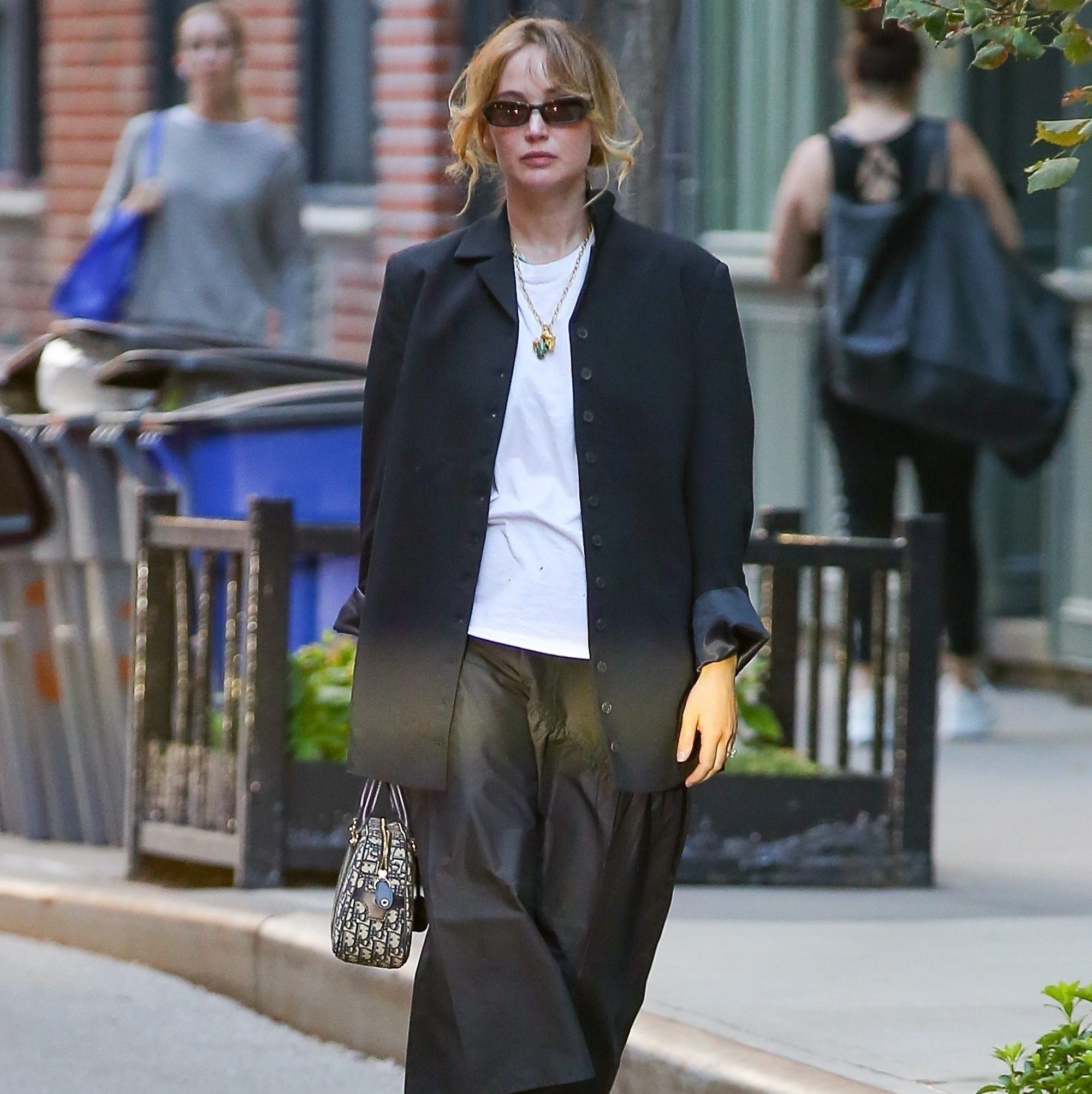 Let Jennifer Lawrence Teach You How to Elevate Your Everyday T-Shirt