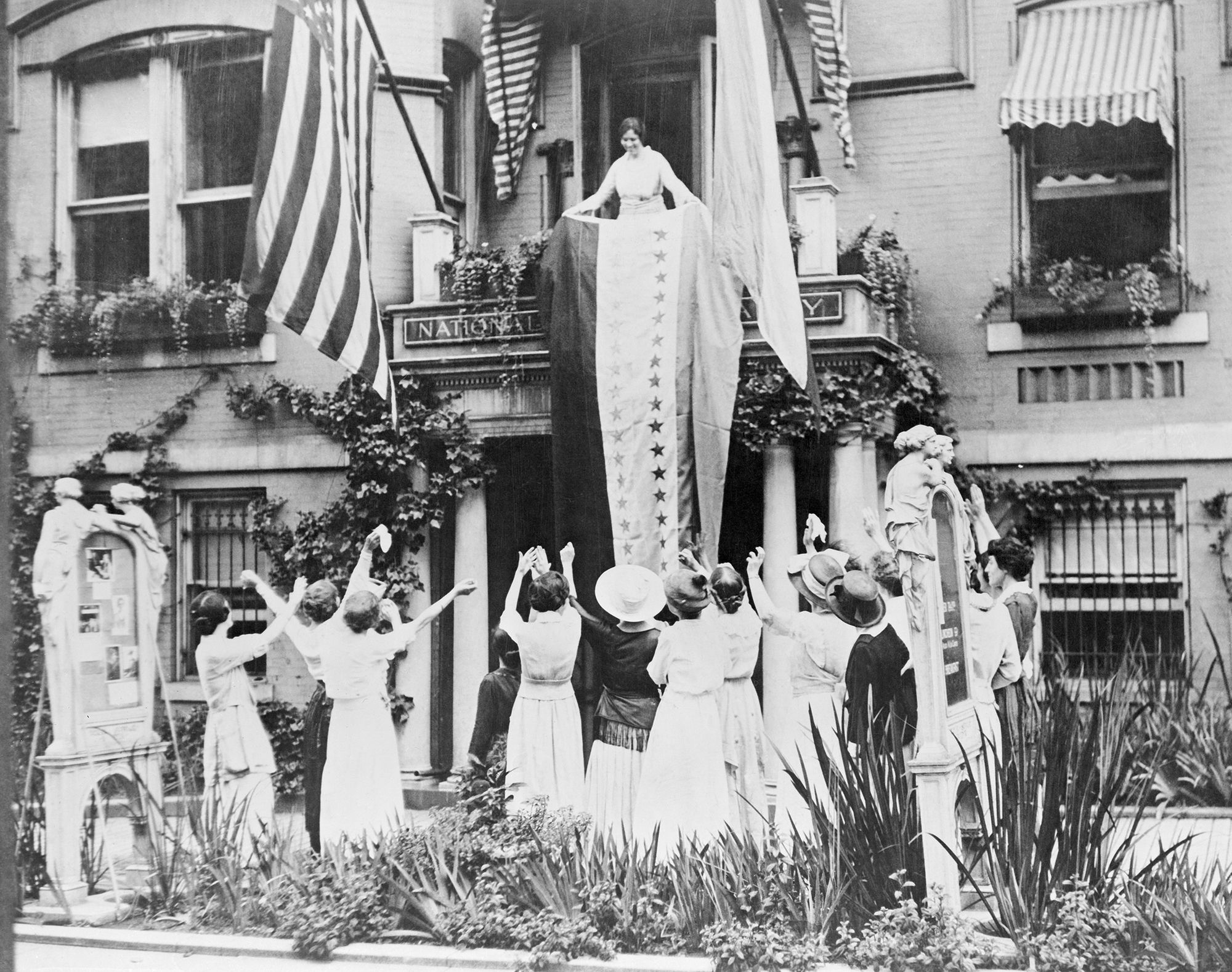 Perché Il Bianco Era Il Colore Delle Suffragette