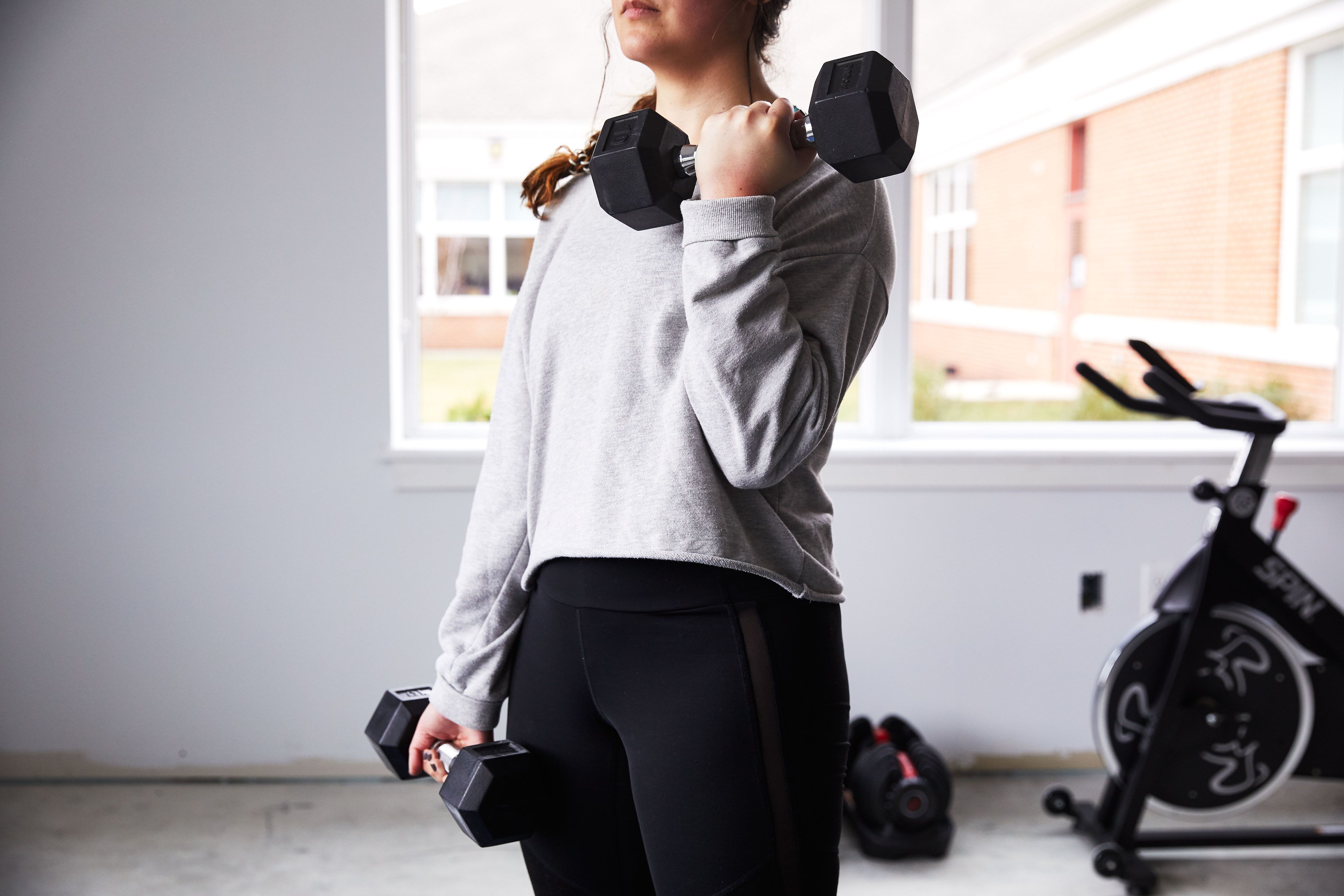 Hip Lift Isometric Hold — SHOCK – SHOCK: Women's Fitness