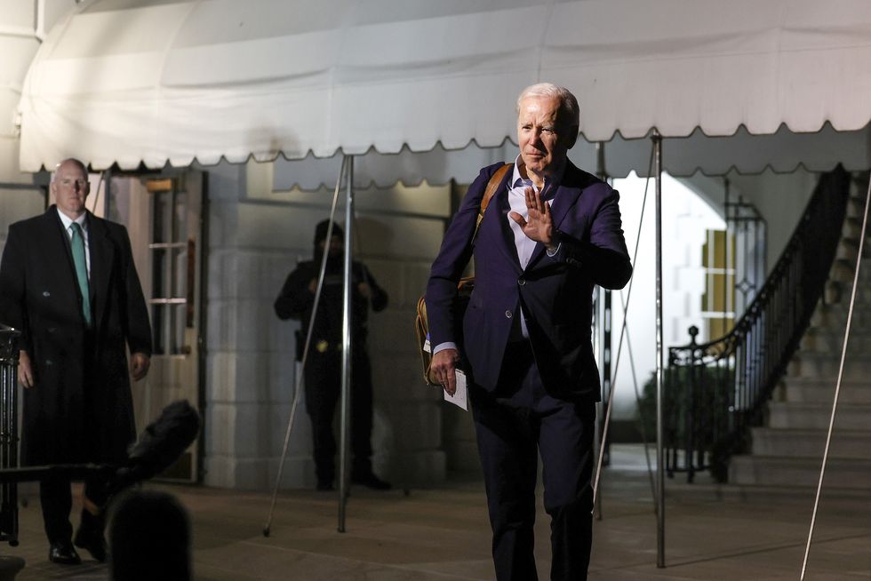 washington, dc december 27 us president joe biden walks to speak to reporters as he and first lady jill biden leave the white house and walk to marine one on the south lawn on december 27, 2022 in washington, dc the bidens are spending the new years holiday in st croix, united states virgin islands photo by anna moneymakergetty images