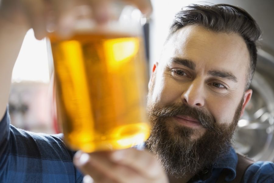 Hair, Facial hair, Beard, Alcohol, Drink, Product, Beer, Beer glass, Wheat beer, Lager, 