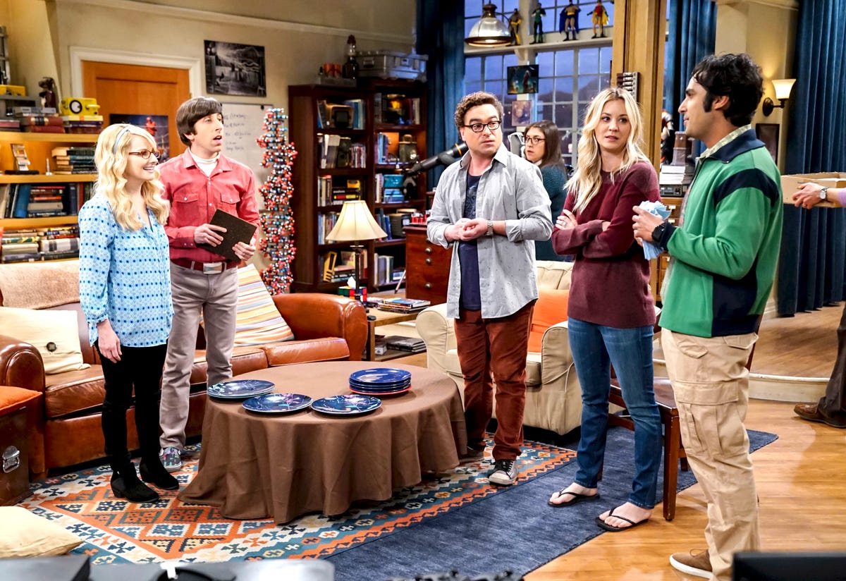📢 Fans Excited for The Big Bang Theory Reunion – Kaley Cuoco & Johnny Galecki Spark Hopes for New Spinoff