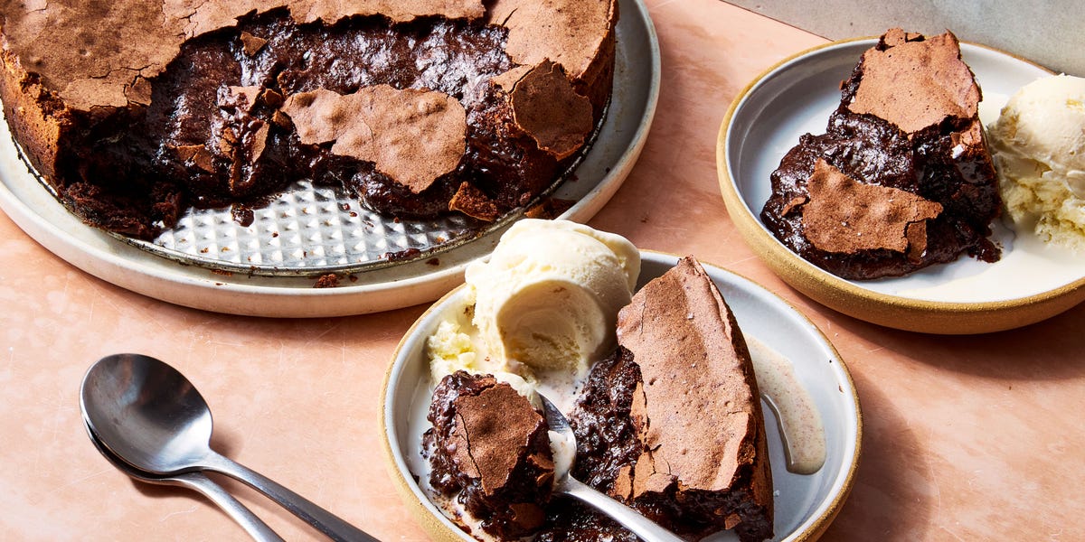 preview for Our Big Batch Lava Cake Is An Eruption Of Chocolatey Goodness