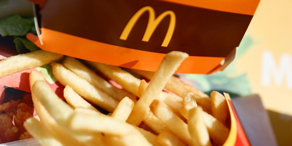 Here's How To Make McDonald's Fries At Home