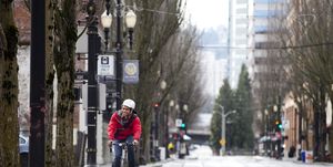 bike commuter in the city