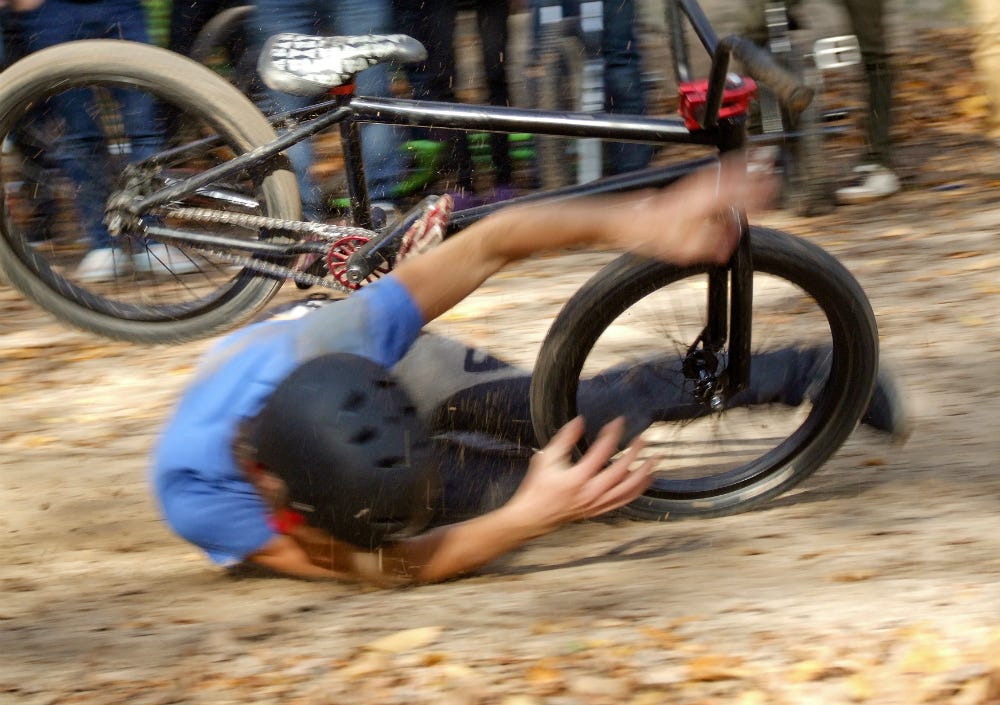 Bike crash helmet