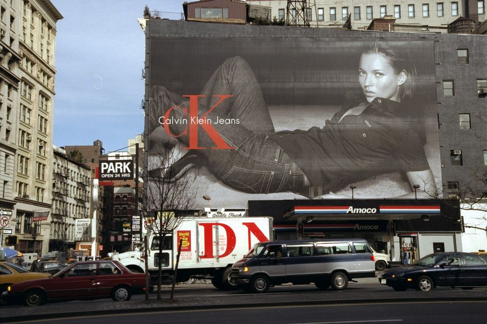 billboard at houston stand broadway pictures kate moss mode