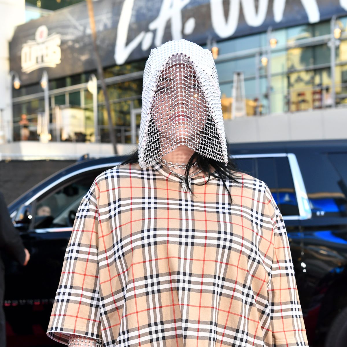 Billie Eilish Wore Head to Toe Burberry for the American Music Awards