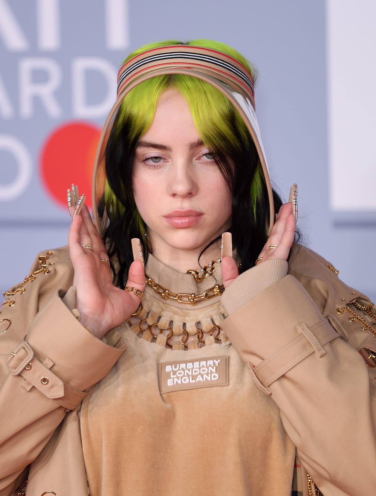 Billie Eilish Stopped Reading Instagram Comments Because It Was ...