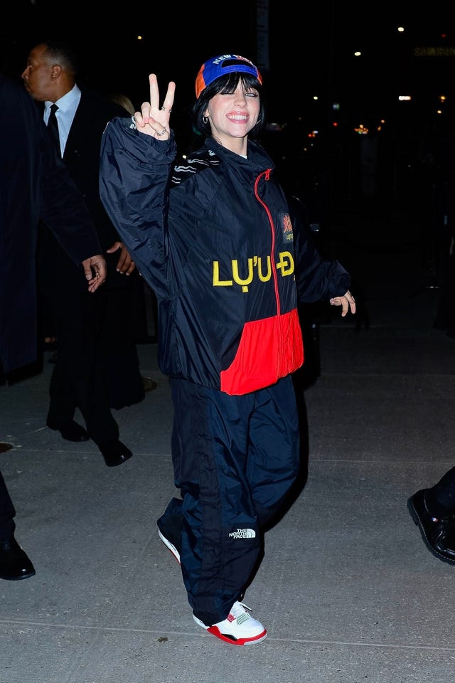 Billie Eilish Wears Sports Jacket and New York Knicks Merch to 2023 Met ...