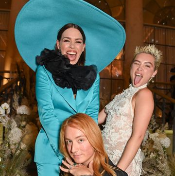 london, england september 05 l to r billie piper, harris reed and florence pugh attend the elle style awards 2023, in partnership with tiffany co at the old sessions house on september 5, 2023 in london, england photo by dave benettgetty images for elle style awards 2023