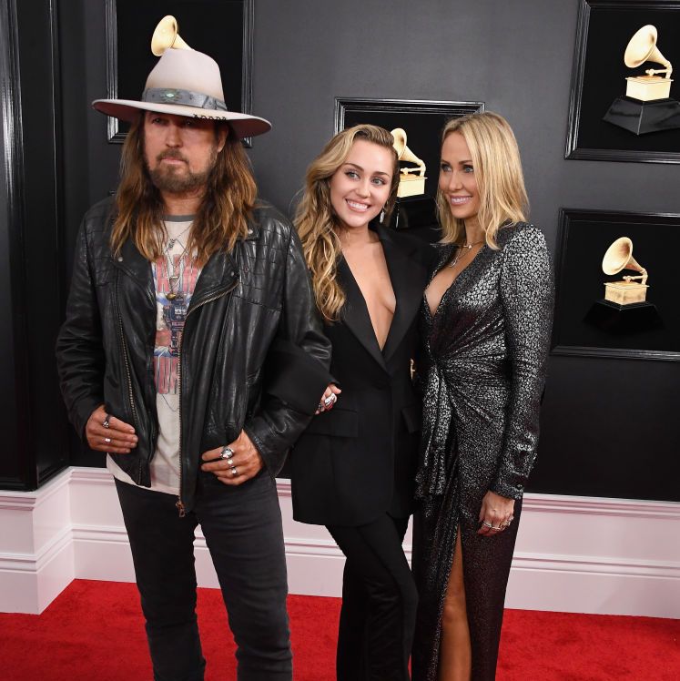 Three Sources Dish on the Cyrus Family Feud Amid Miley Snubbing Billy Ray at the Grammys