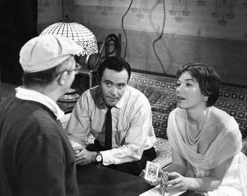 jack lemmon and shirley maclaine in the apartment