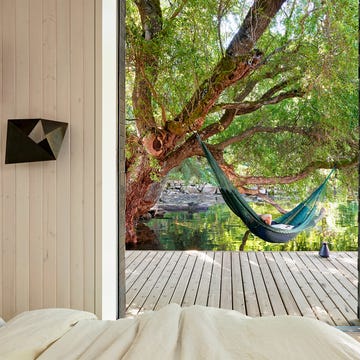 biophilic bedroom design