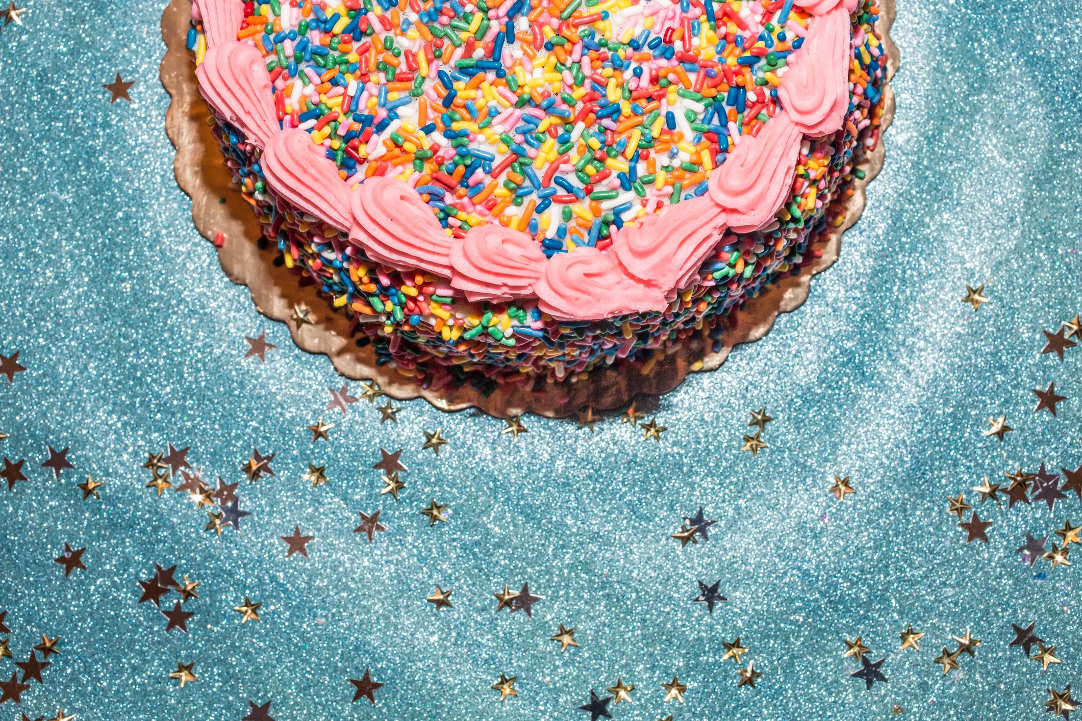 4 inch cake for graduation - Avon Cake