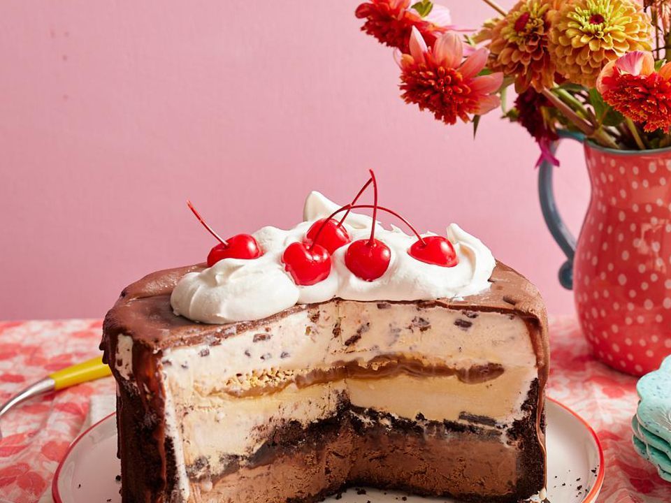 15 Best Birthday Cake Recipes - How To Make A Birthday Cake