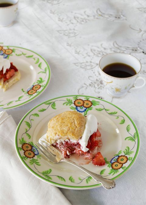 turbinado shortcakes with strawberries and whipped cream