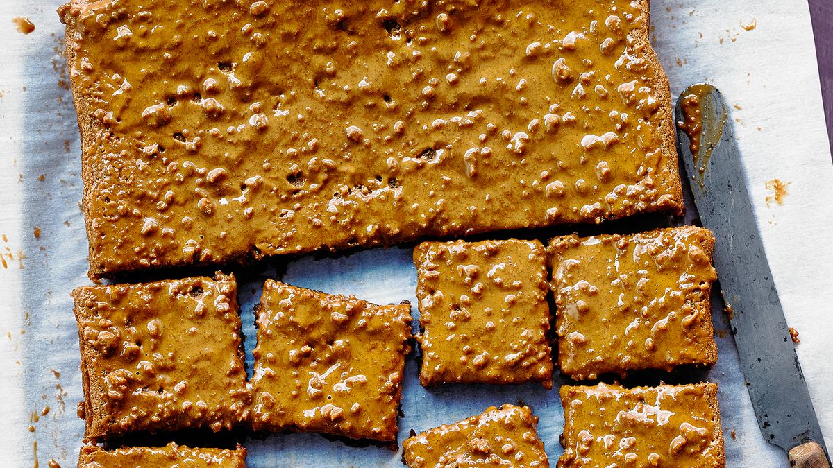 preview for Biscoff traybake