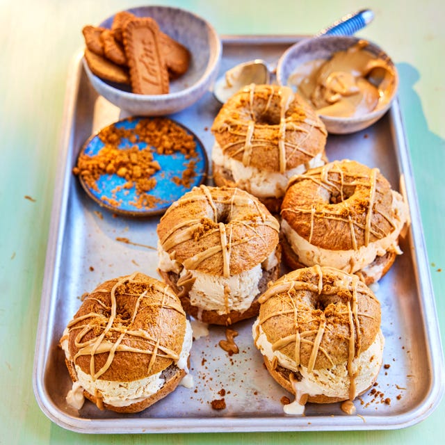 biscoff bagel ice cream sandwiches