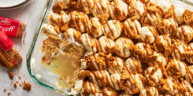 tres leches in a casserole dish with biscoff cookies