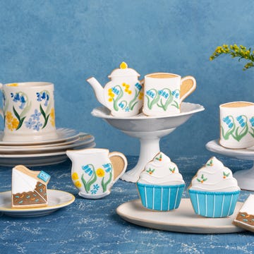 biscuiteers x emma bridgewater mother's day collection