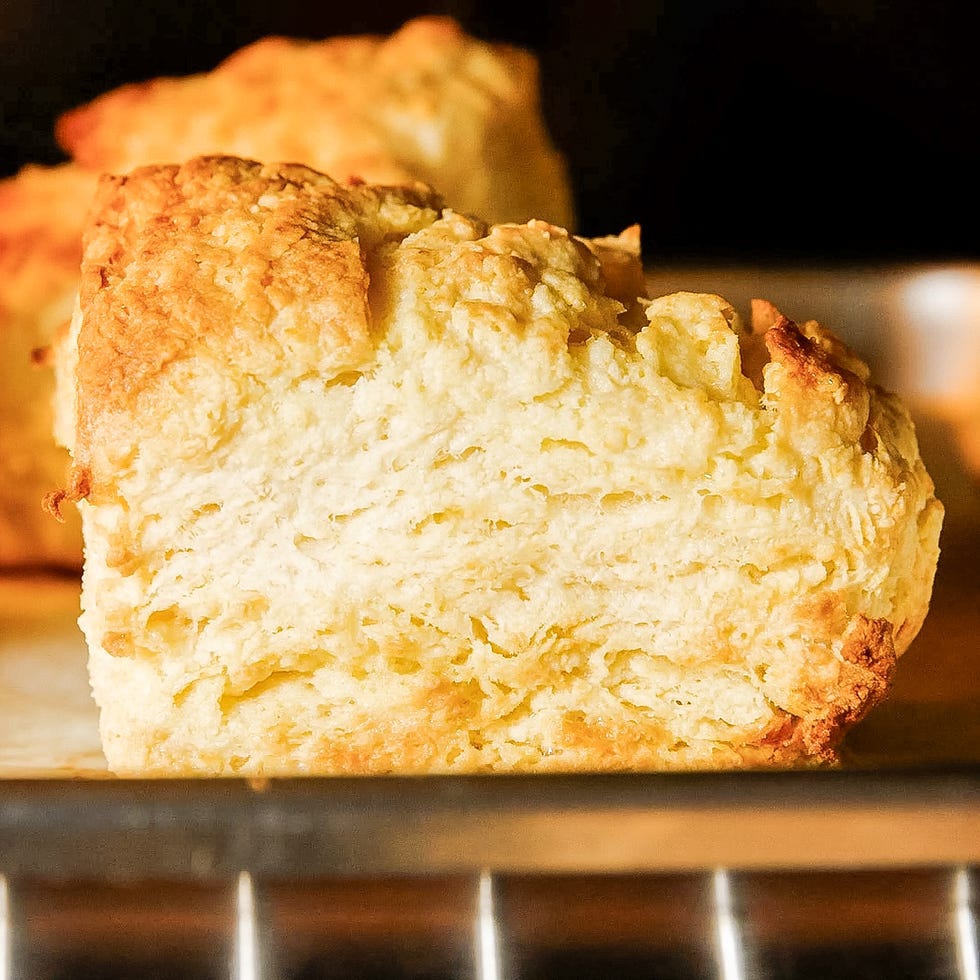 biscuits gravy