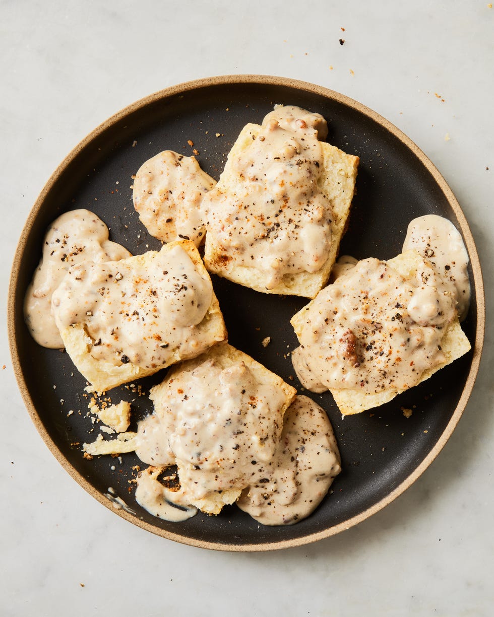 biscuits gravy