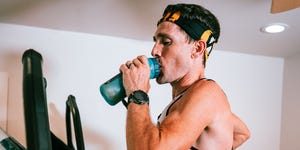 zach bitter taking in some s fuel hydration during his 100 mile treadmill record run