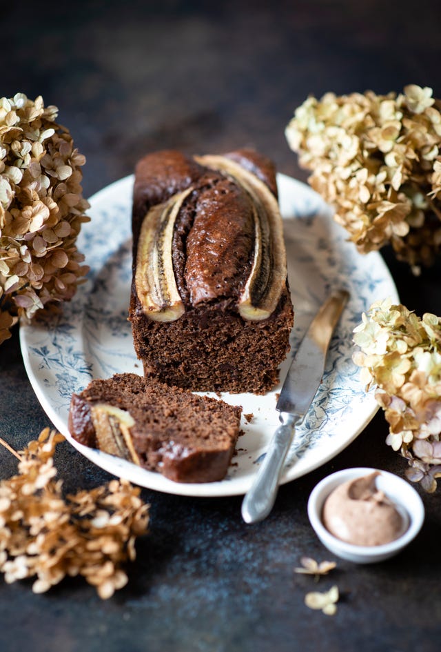 bizcocho de chocolate vegano sin lácteos ni harina