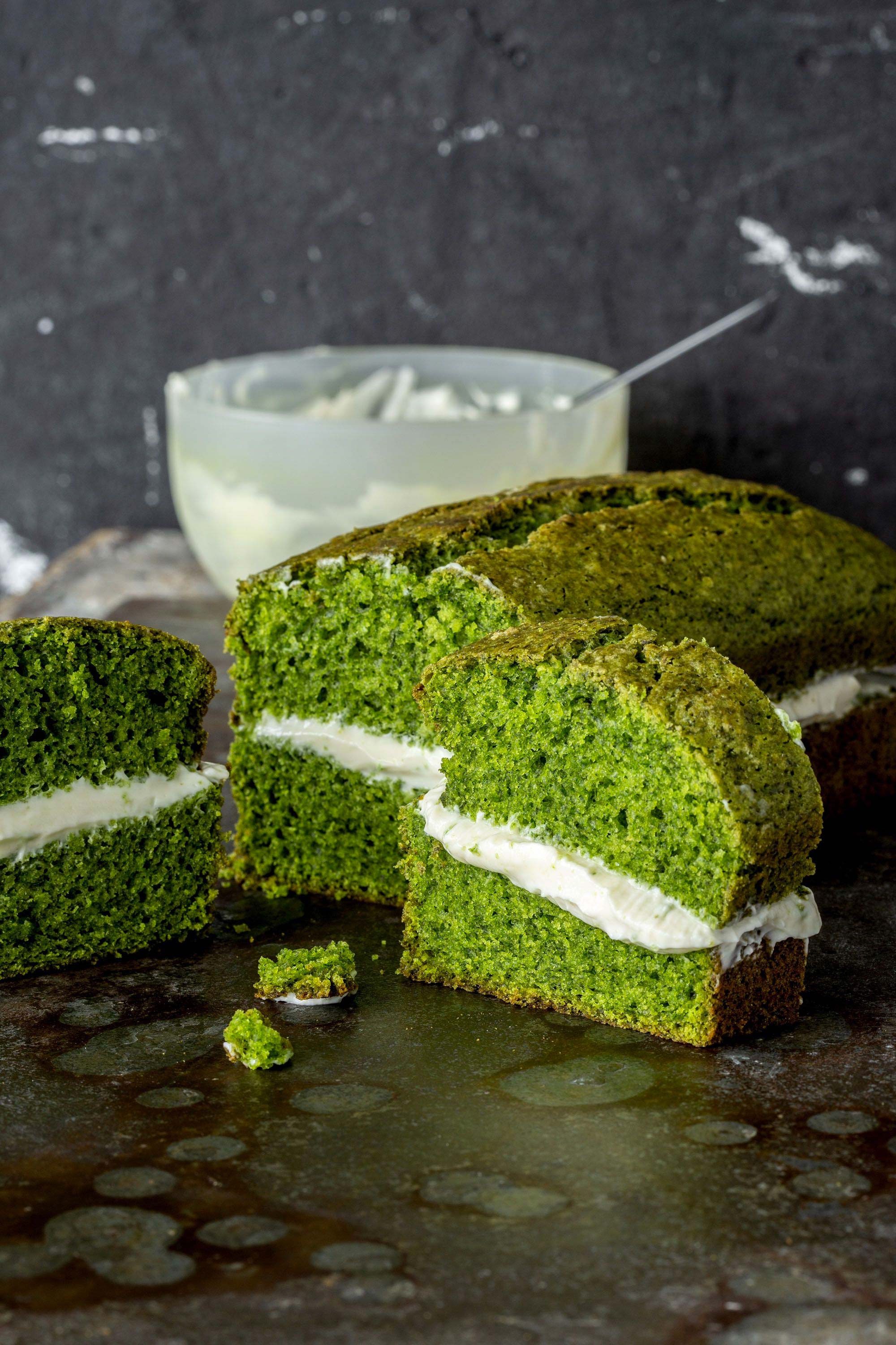 bizcocho de espinacas con mascarpone