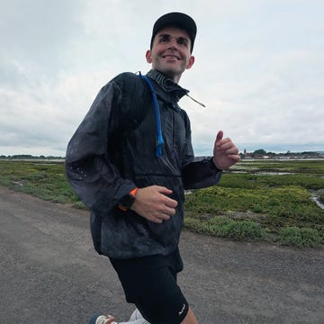 ben kelleher running outdoors wearing the samsung galaxy watch ultra